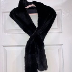 MARC JACOBS silk lined black fur scarf